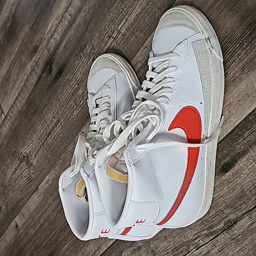 Nike Habnero Red Blazer Mid '77 Shoes - Picture 3 of 10